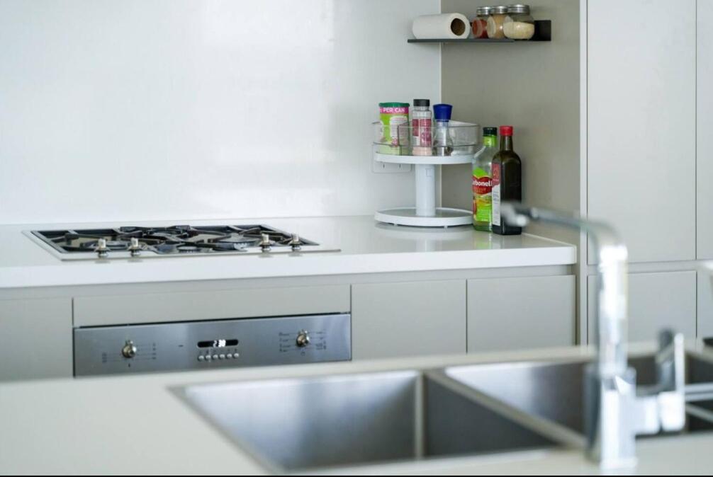 105op Abnb-style Spectacular Park View 2br With Free Parking